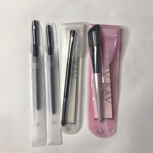 NEW! Assorted Mary Kay brushes